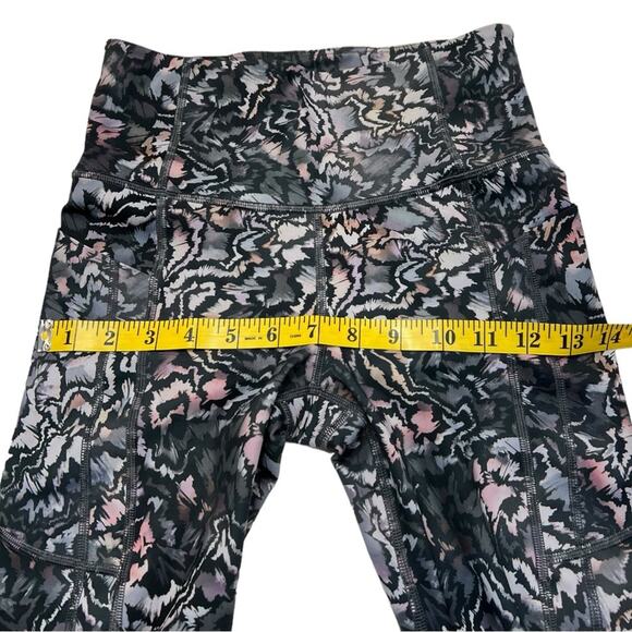 Athleta Ultimate Stash 7/8 Tight XS EUC - Picture 12 of 14